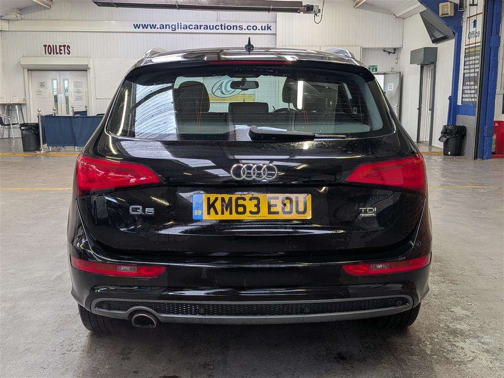 <p>2013 AUDI Q5 S LINE TDI QUATTRO AUT</p>