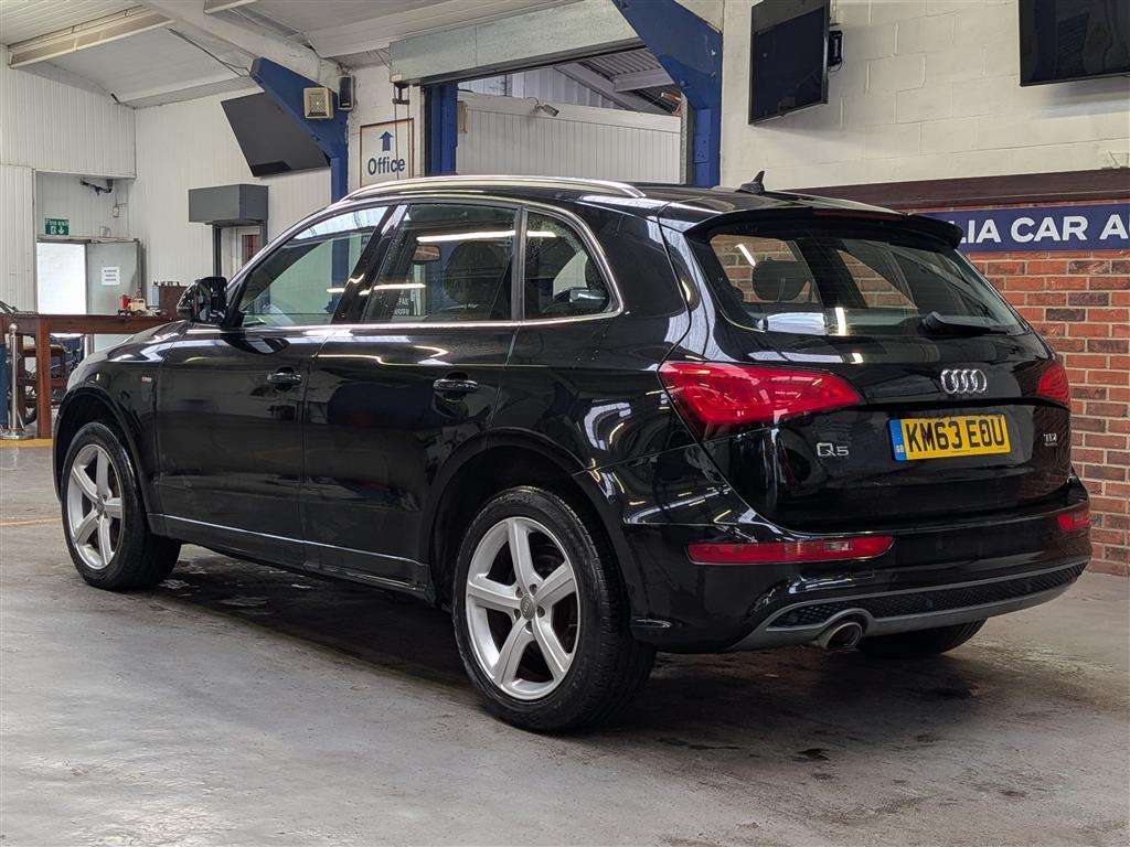 <p>2013 AUDI Q5 S LINE TDI QUATTRO AUT</p>