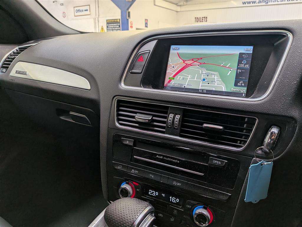 <p>2013 AUDI Q5 S LINE TDI QUATTRO AUT</p>