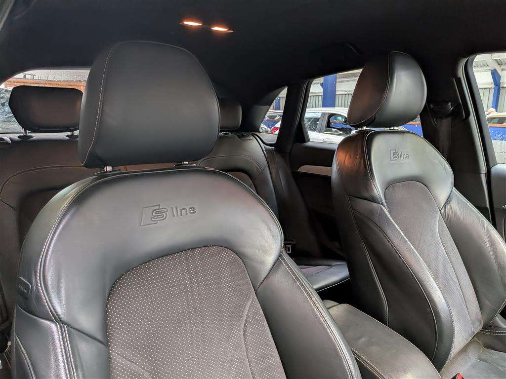 <p>2015 AUDI Q3 S LINE + TDI QUATTRO</p>