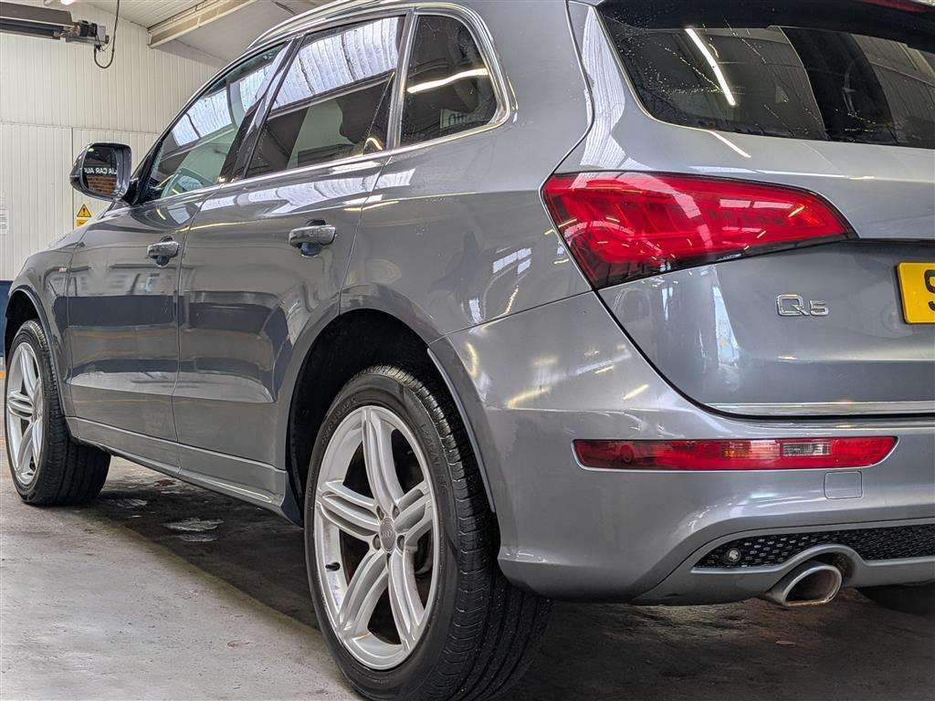 <p>2016 AUDI Q5 S LINE + TDI QUATTRO</p>