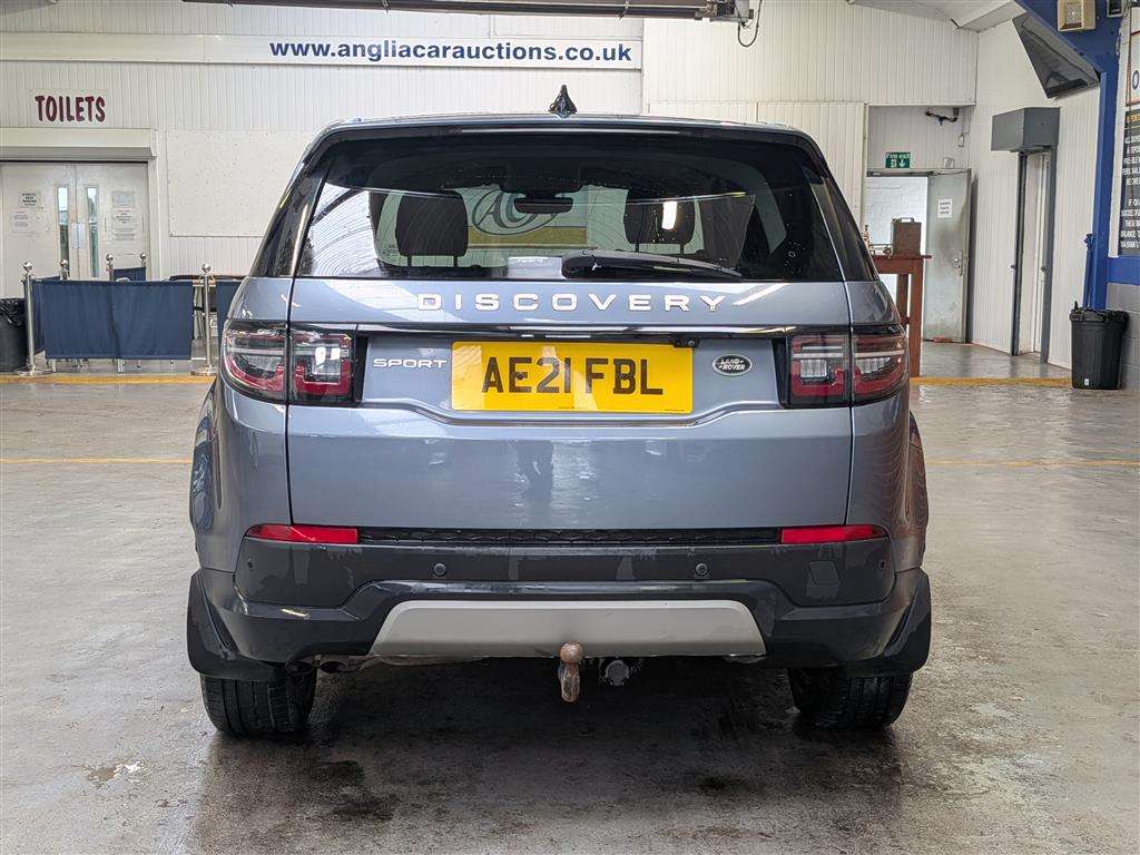 <p>2021 LAND ROVER DISCOVERY SPORT S D MHEV</p>