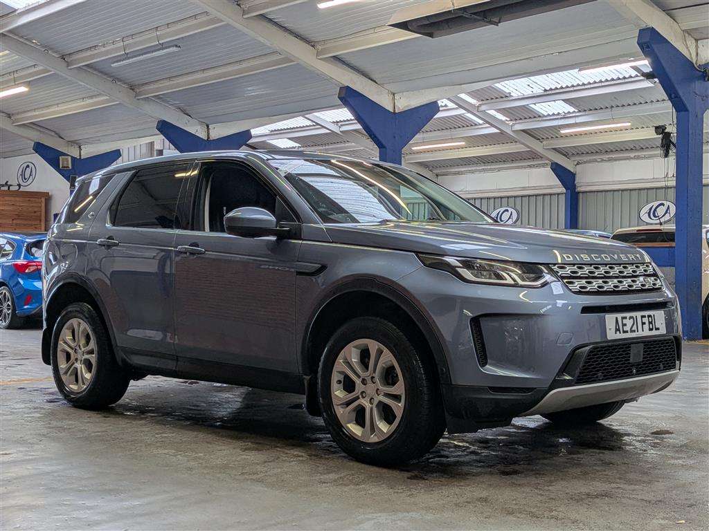 <p>2021 LAND ROVER DISCOVERY SPORT S D MHEV</p>