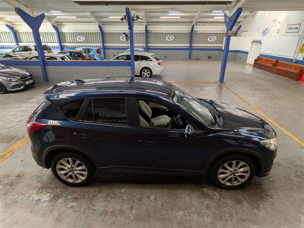 <p>2015 MAZDA CX-5 SPORT NAV D</p>