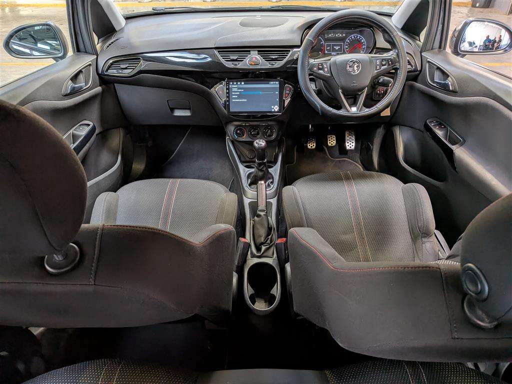 <p>2015 VAUXHALL CORSA SRI</p>