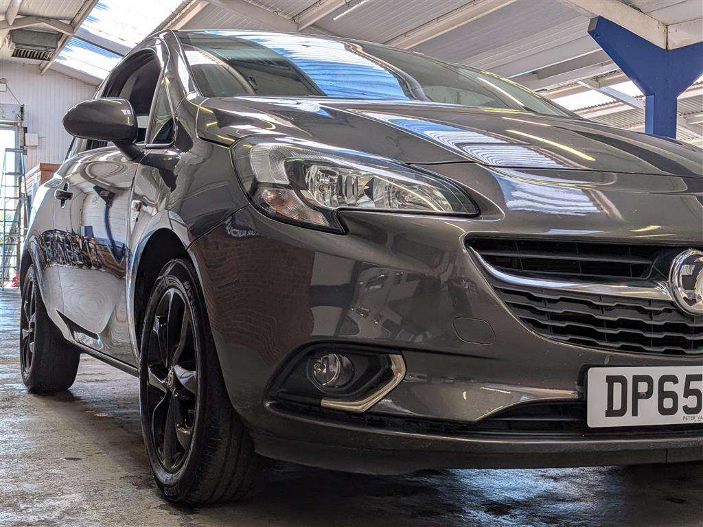 <p>2015 VAUXHALL CORSA SRI</p>