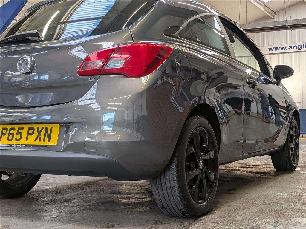 <p>2015 VAUXHALL CORSA SRI</p>