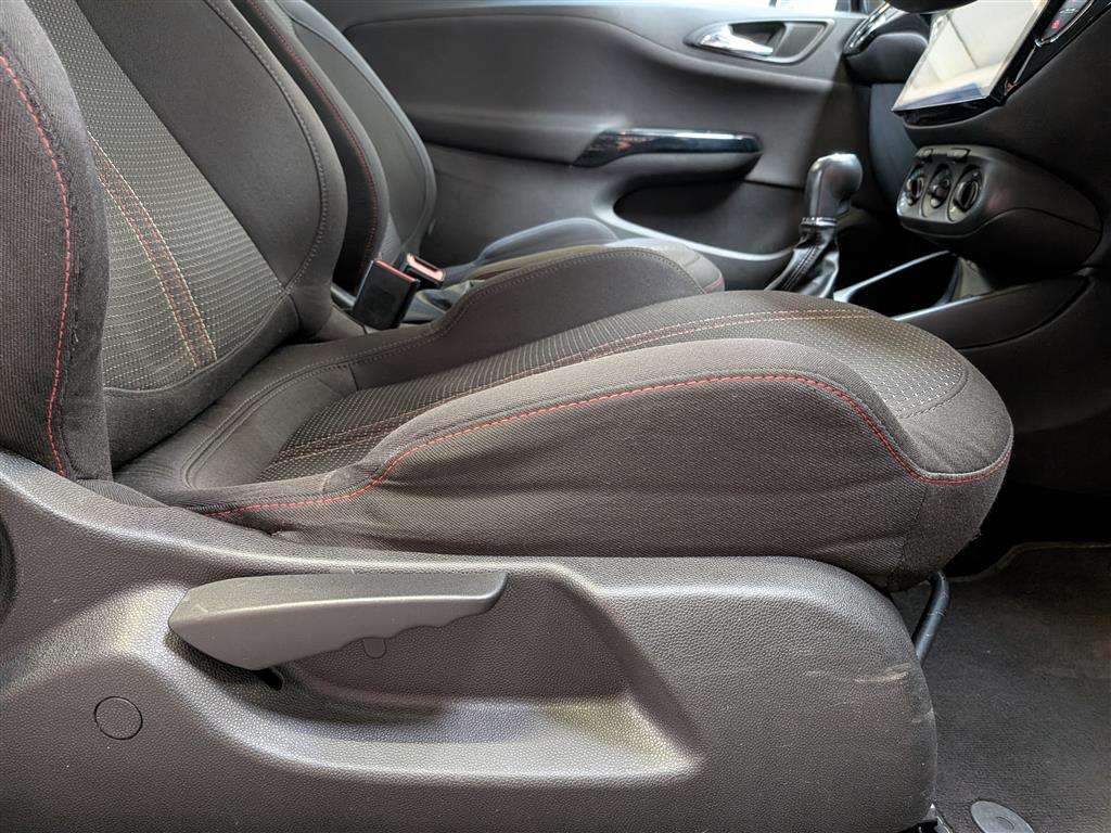 <p>2015 VAUXHALL CORSA SRI</p>