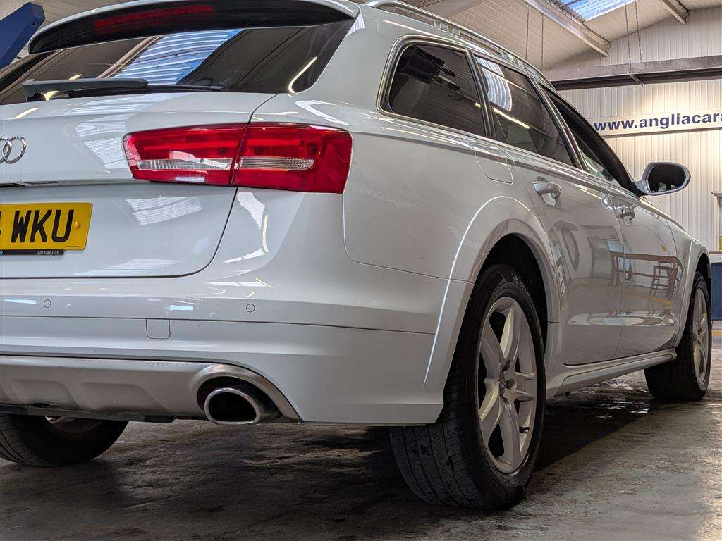 <p>2014 AUDI A6 ALLROAD TDI QUATTRO A</p>