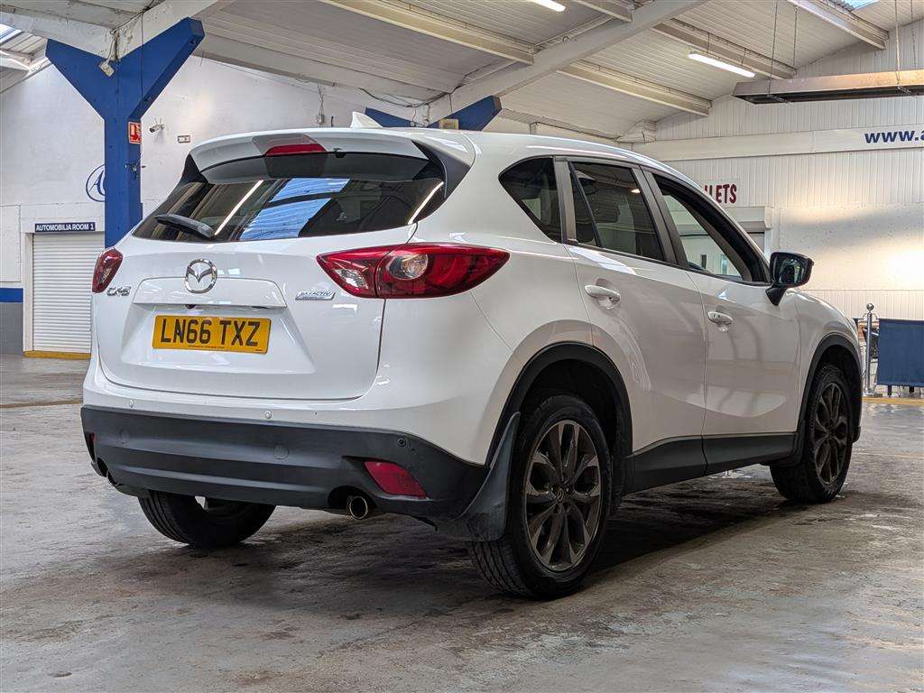 <p>2016 MAZDA CX-5 SPORT NAV D</p>