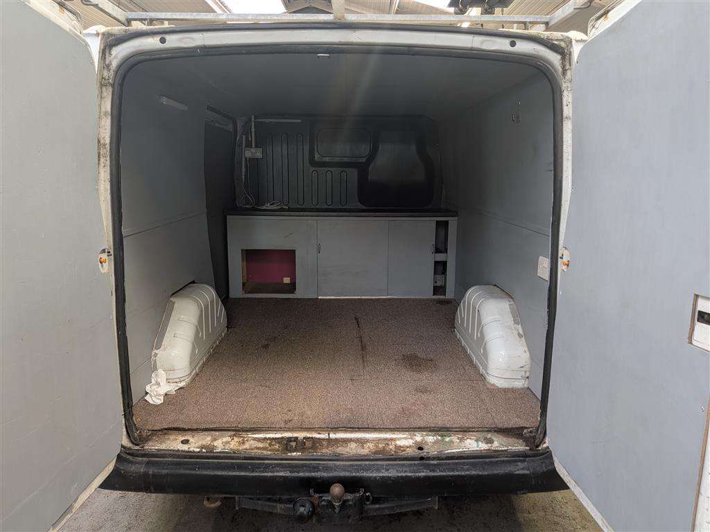 <p>2013 FORD TRANSIT 100 T260 FWD</p>