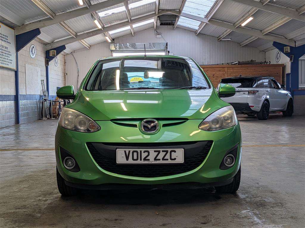 <p>2012 MAZDA 2 SPORT</p>