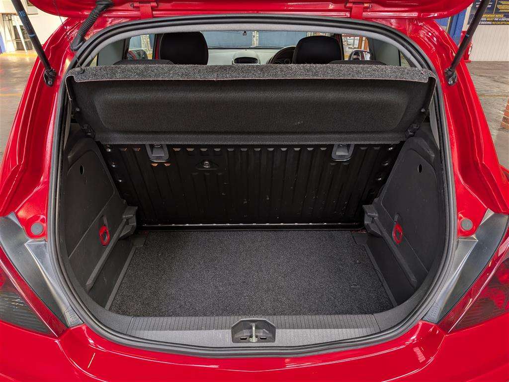 <p>2014 VAUXHALL CORSA LIMITED EDITION</p>