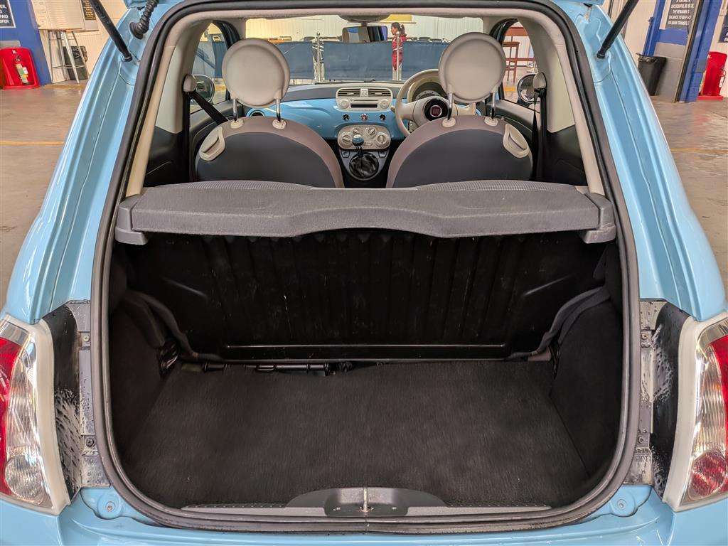 <p>2015 FIAT 500 COLOUR THERAPY</p>