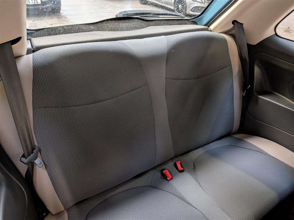 <p>2015 FIAT 500 COLOUR THERAPY</p>