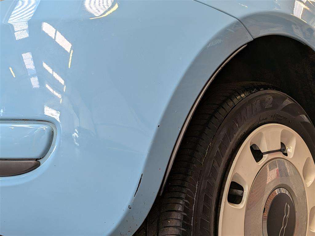 <p>2015 FIAT 500 COLOUR THERAPY</p>