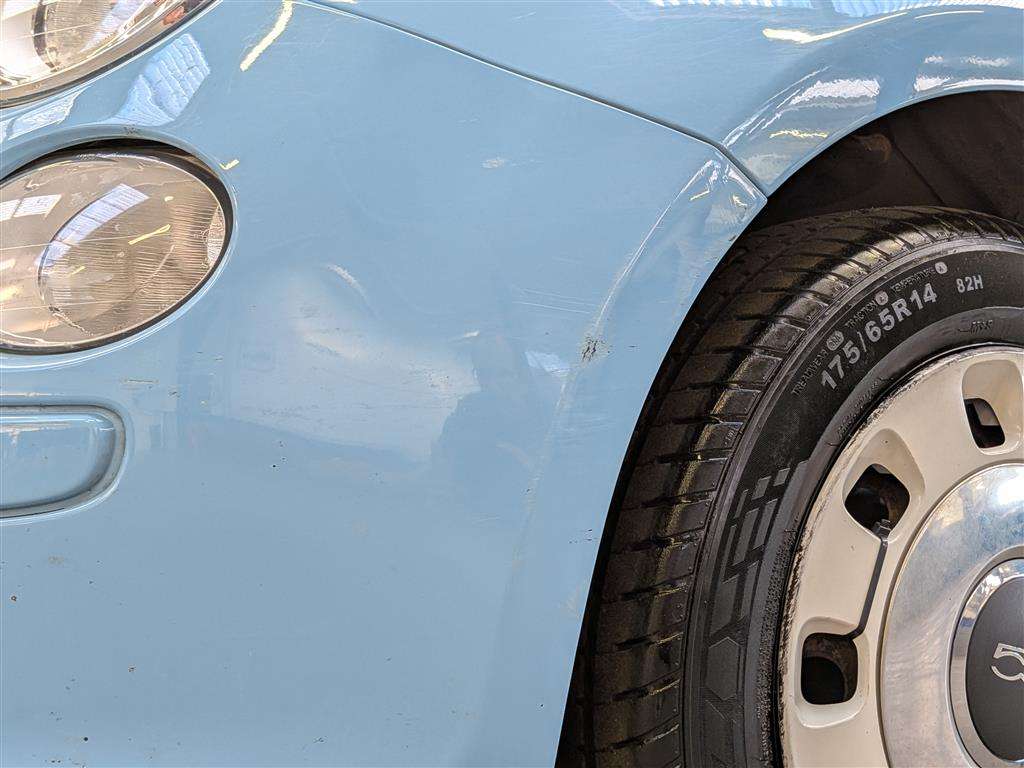 <p>2015 FIAT 500 COLOUR THERAPY</p>