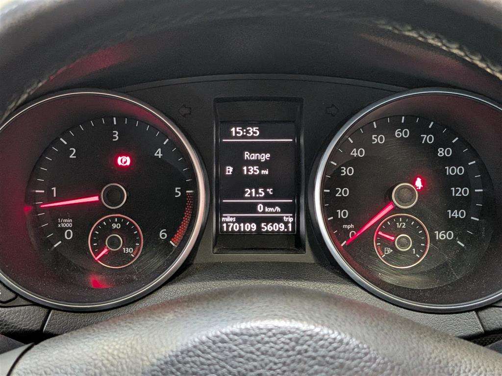 <p>2011 VOLKSWAGEN GOLF MATCH TDI</p>