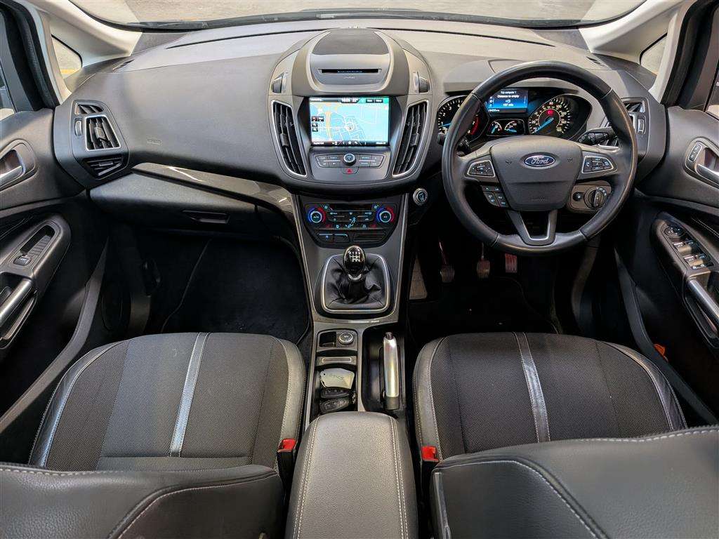 <p>2016 FORD C-MAX TITANIUM X TURBO</p>