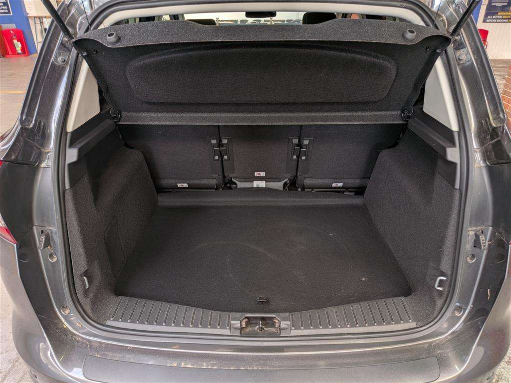 <p>2016 FORD C-MAX TITANIUM X TURBO</p>