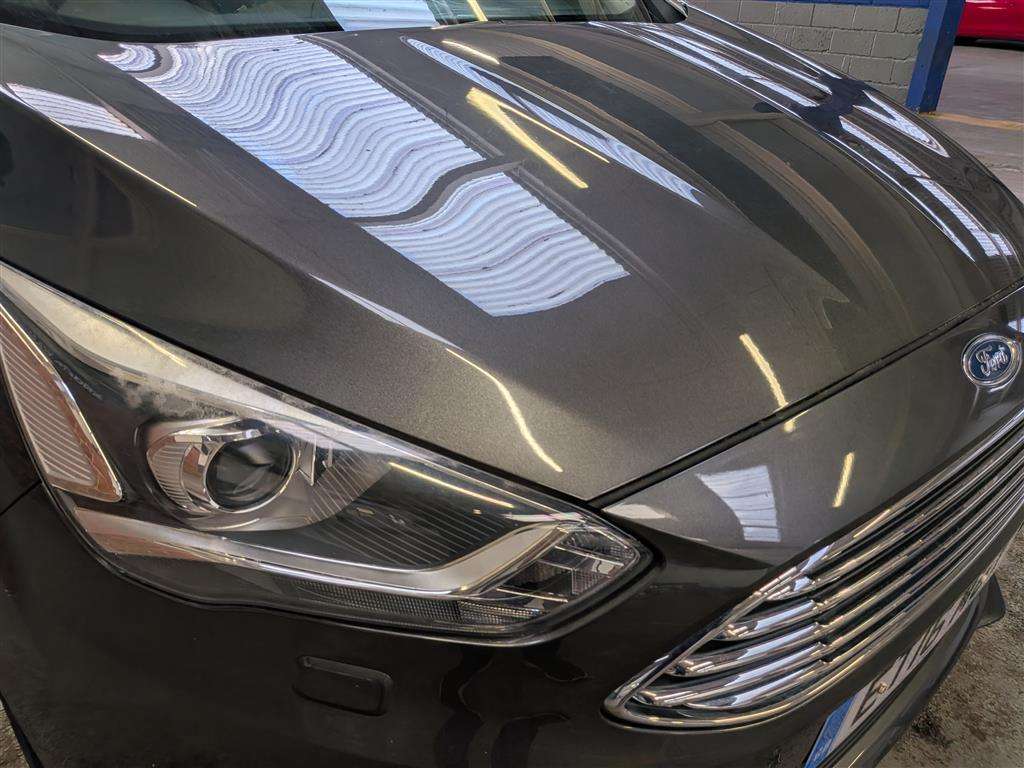 <p>2016 FORD C-MAX TITANIUM X TURBO</p>