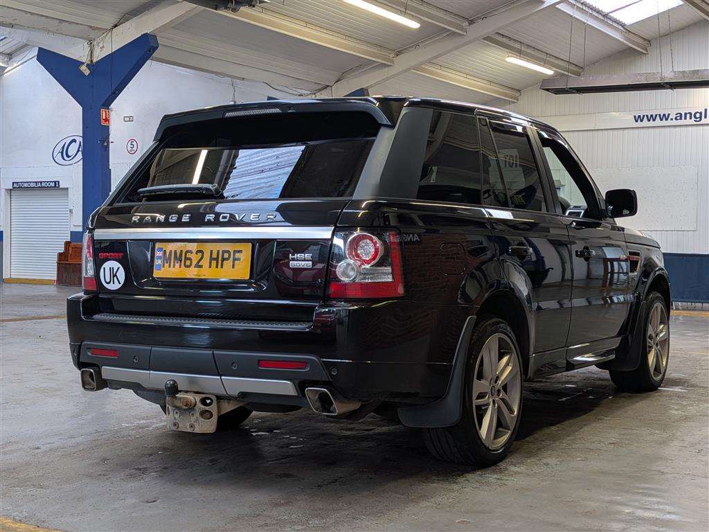 <p>2013 LAND ROVER R-ROVER SPORT HSE RED SDV</p>