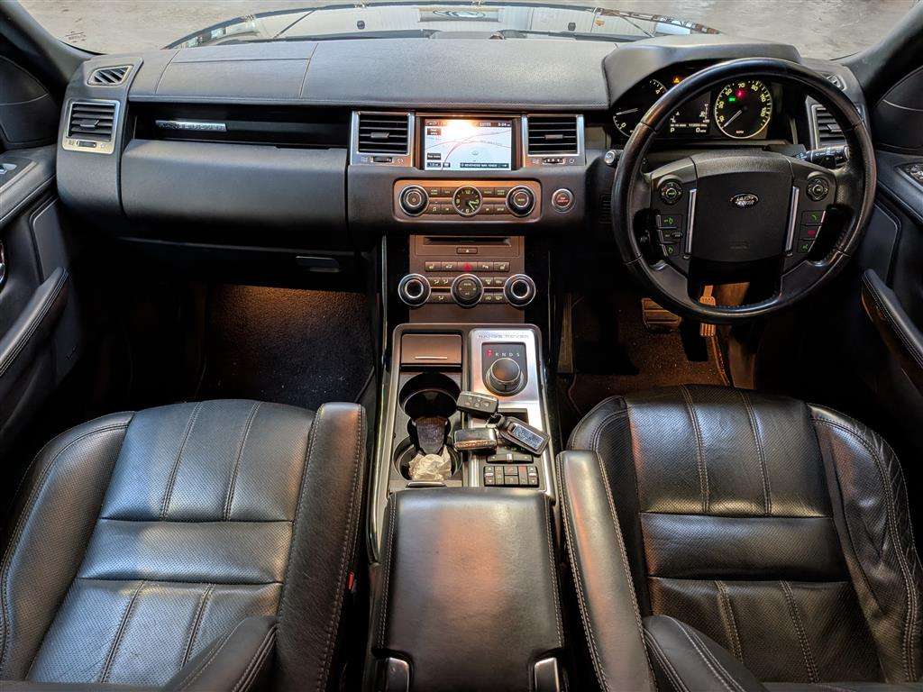 <p>2013 LAND ROVER R-ROVER SPORT HSE RED SDV</p>