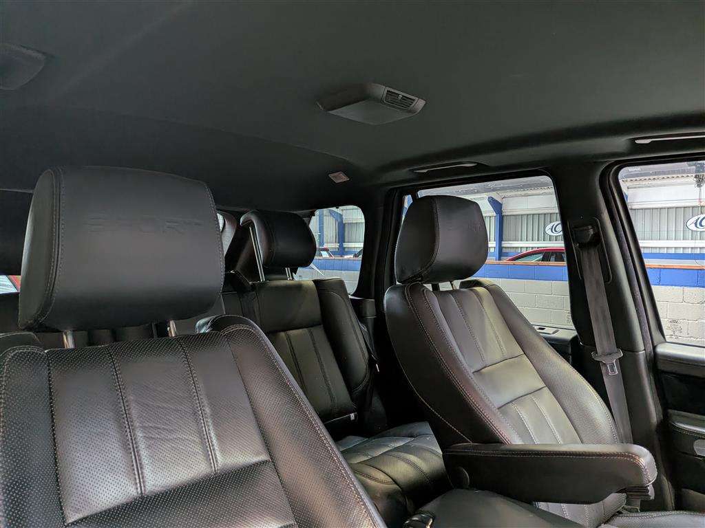 <p>2013 LAND ROVER R-ROVER SPORT HSE RED SDV</p>