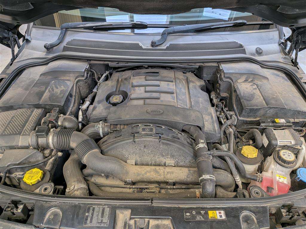 <p>2013 LAND ROVER R-ROVER SPORT HSE RED SDV</p>