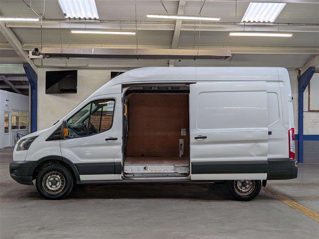 <p>2019 FORD TRANSIT 350</p>