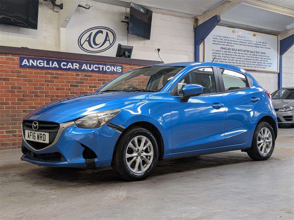 <p>2016 MAZDA 2 SE-L</p>