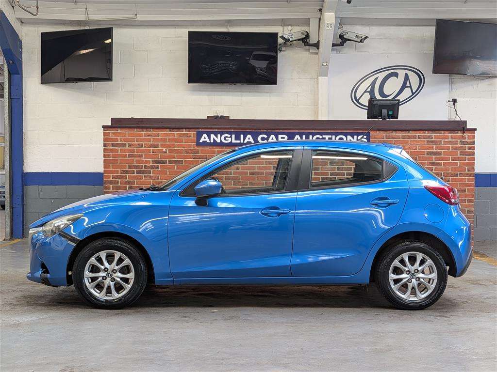 <p>2016 MAZDA 2 SE-L</p>
