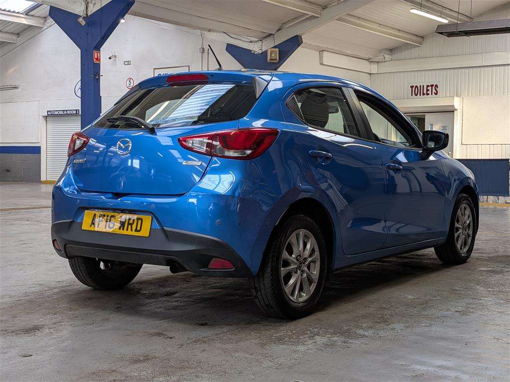 <p>2016 MAZDA 2 SE-L</p>