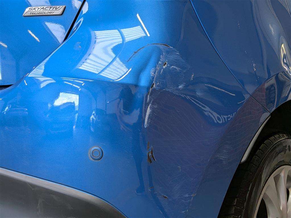 <p>2016 MAZDA 2 SE-L</p>