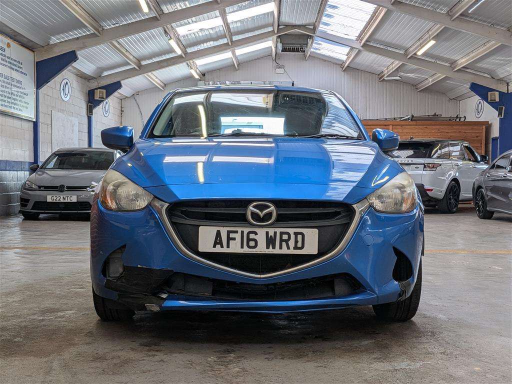 <p>2016 MAZDA 2 SE-L</p>