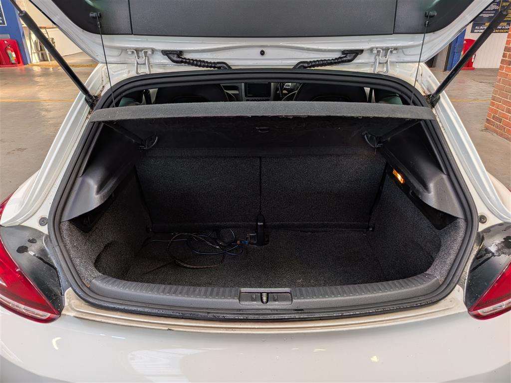 <p>2010 VOLKSWAGEN SCIROCCO GT</p>