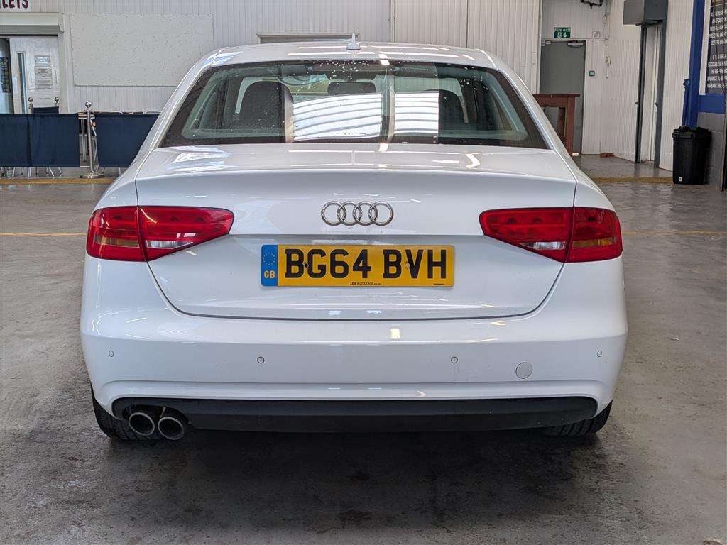 <p>2014 AUDI A4 ULTRA SE TECHNIK TDI</p>