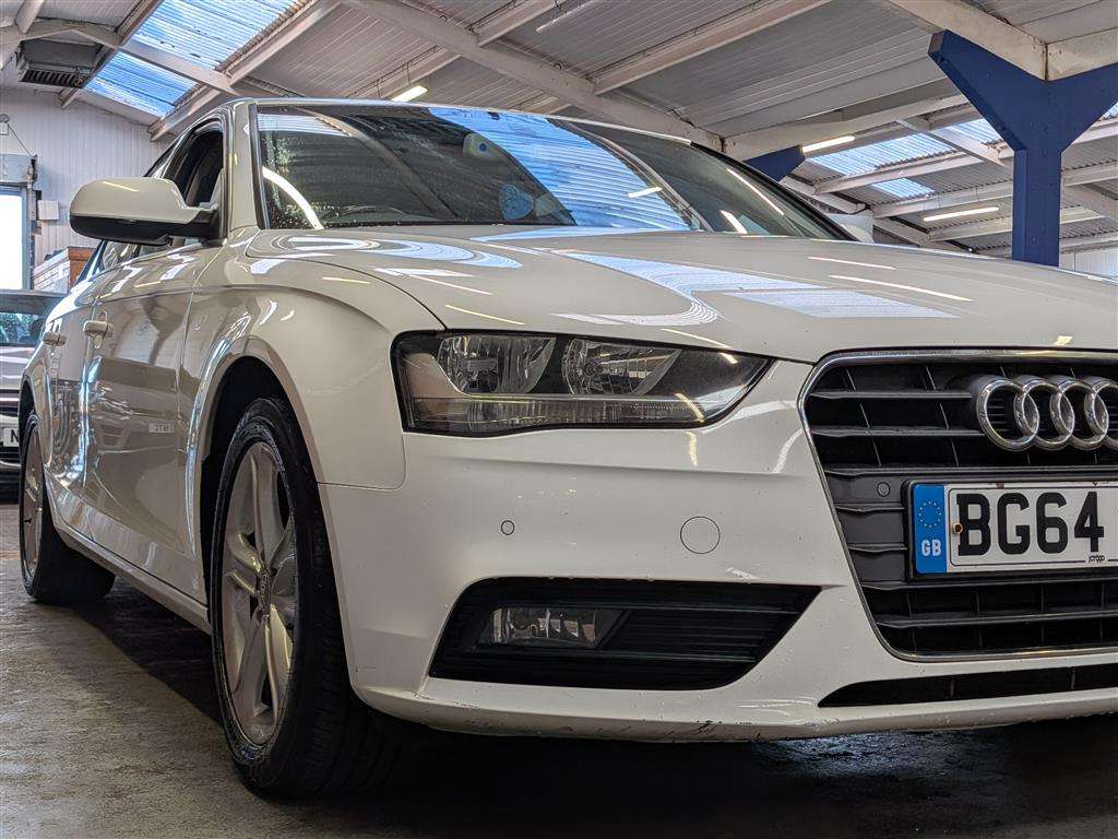 <p>2014 AUDI A4 ULTRA SE TECHNIK TDI</p>