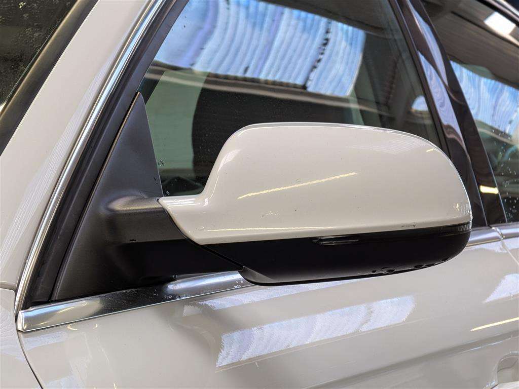 <p>2014 AUDI A4 ULTRA SE TECHNIK TDI</p>
