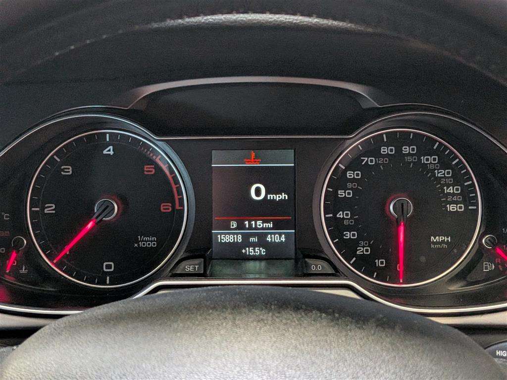 <p>2014 AUDI A4 ULTRA SE TECHNIK TDI</p>