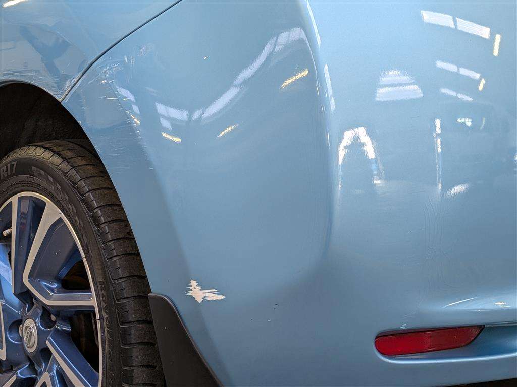 <p>2015 NISSAN LEAF ACENTA</p>