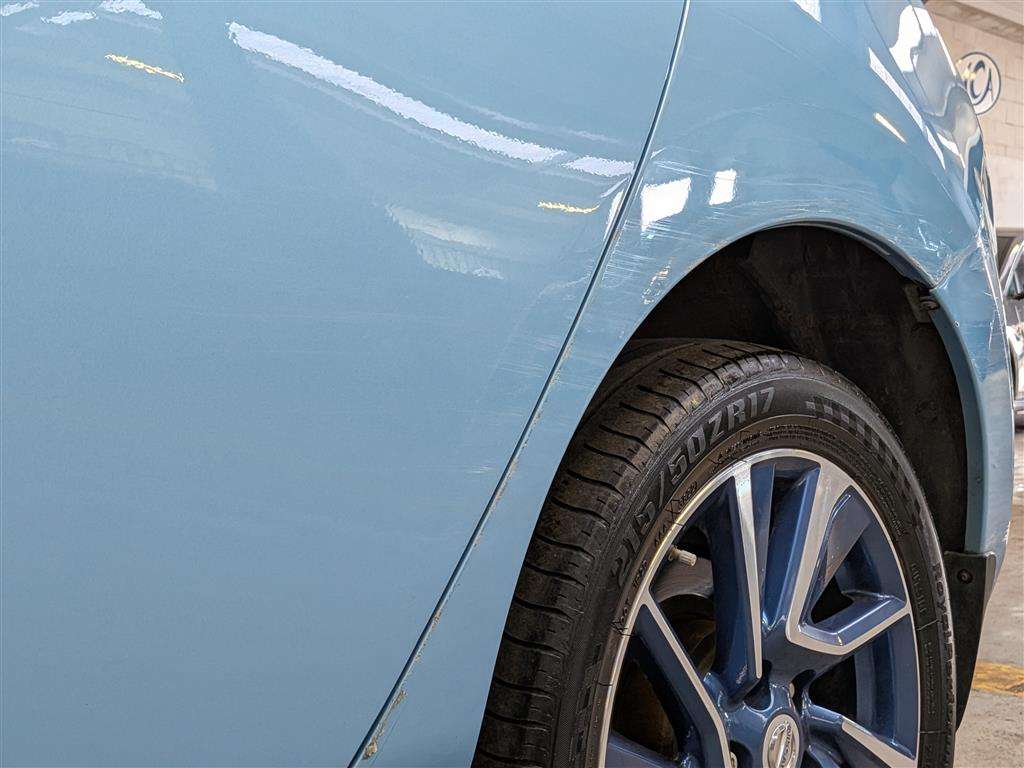 <p>2015 NISSAN LEAF ACENTA</p>