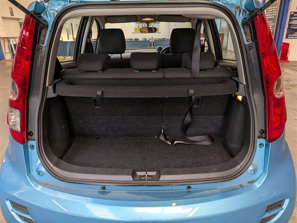 <p>2014 SUZUKI SPLASH SZ2</p>