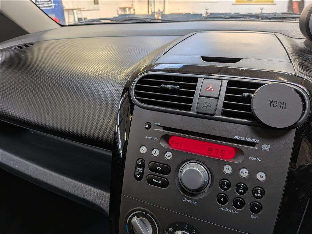 <p>2014 SUZUKI SPLASH SZ2</p>