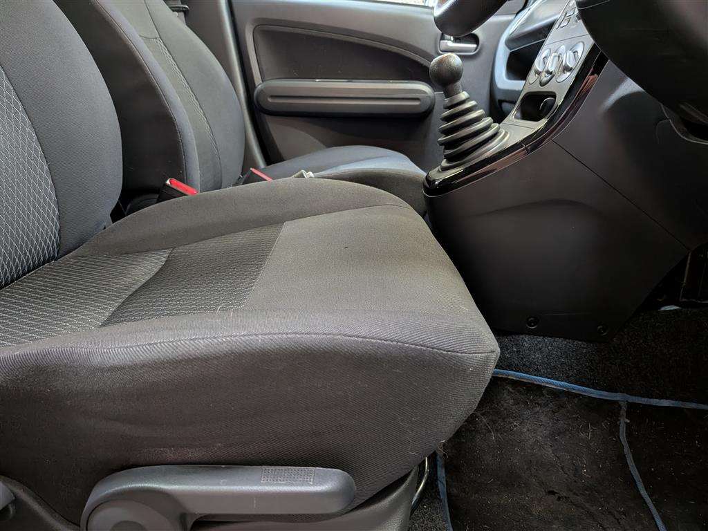 <p>2014 SUZUKI SPLASH SZ2</p>