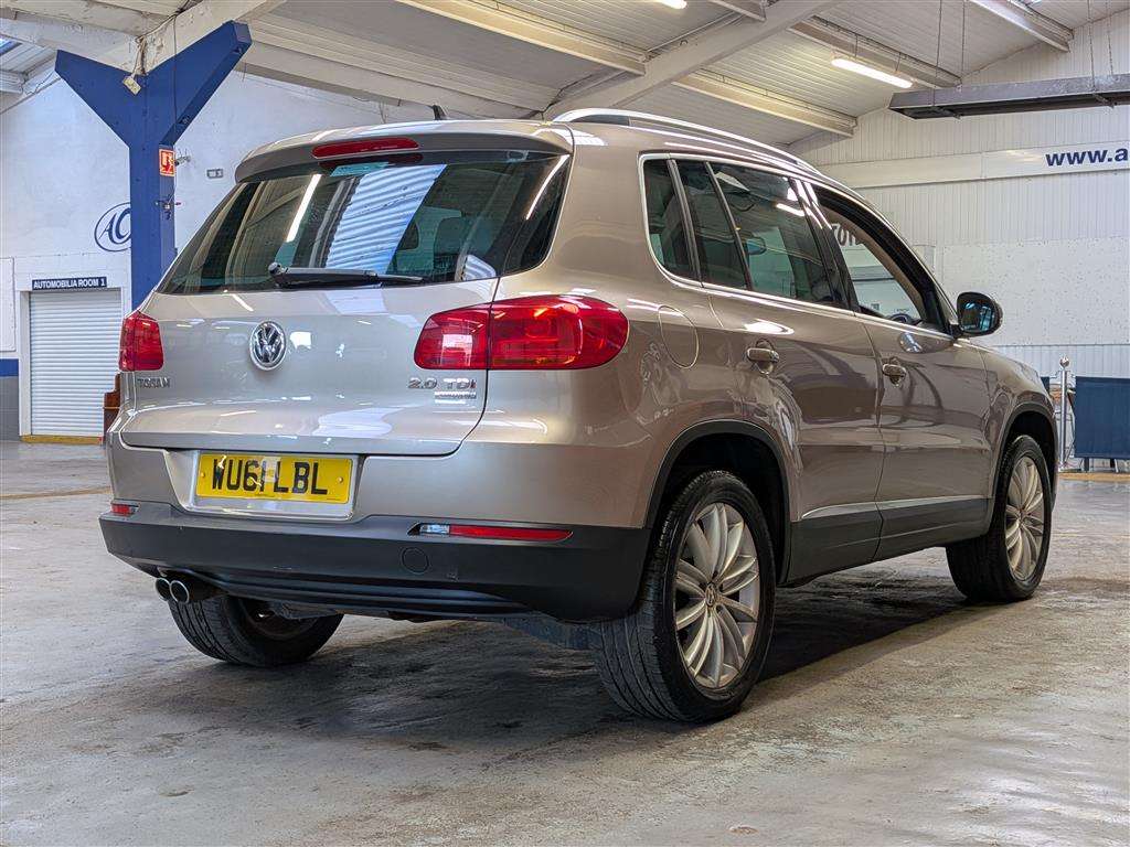 <p>2011 VOLKSWAGEN TIGUAN SPORT TDI 4MOTION</p>