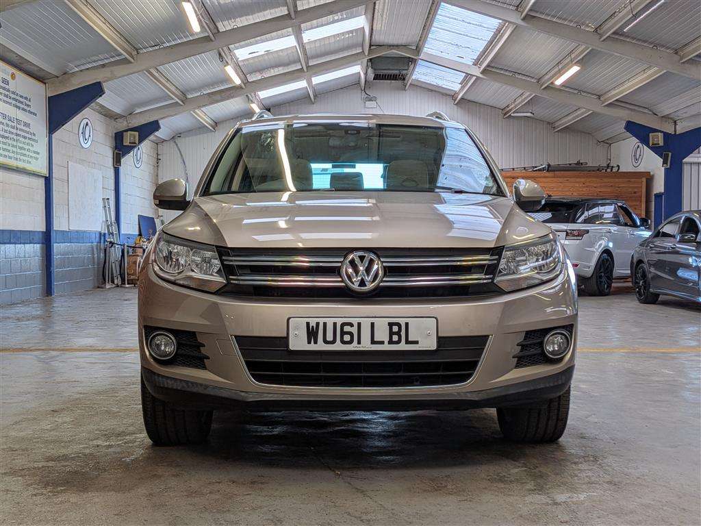 <p>2011 VOLKSWAGEN TIGUAN SPORT TDI 4MOTION</p>