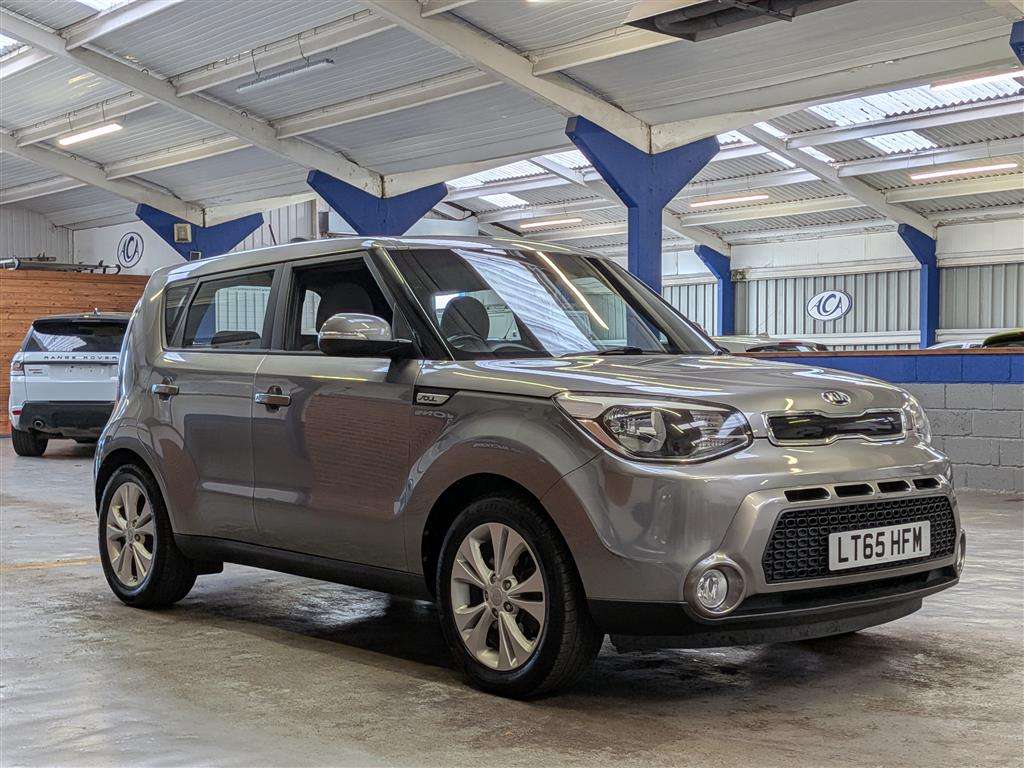 <p>2015 KIA SOUL CONNECT +</p>
