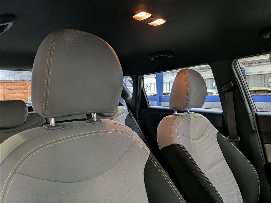 <p>2015 KIA SOUL CONNECT +</p>