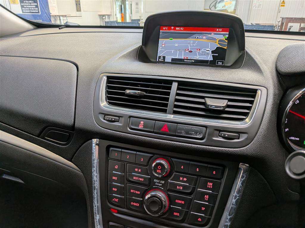 <p>2015 VAUXHALL MOKKA TECH LINE TURBO S/S</p>